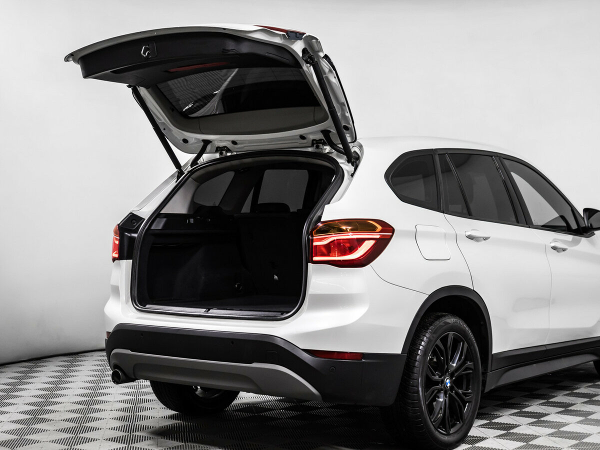BMW X1 18d xDrive II (F48), 2017 Фото №14