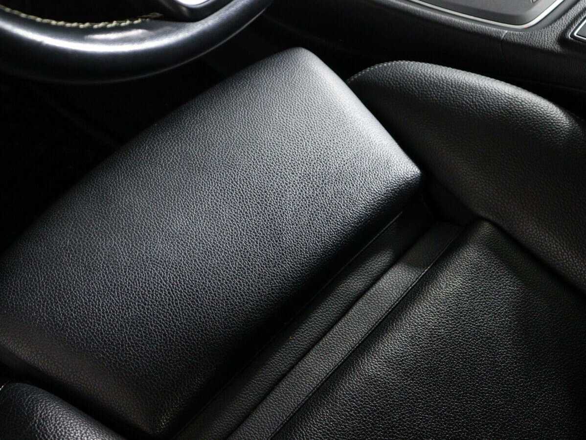 Mercedes-Benz GLA 200, 2017 Фото №15