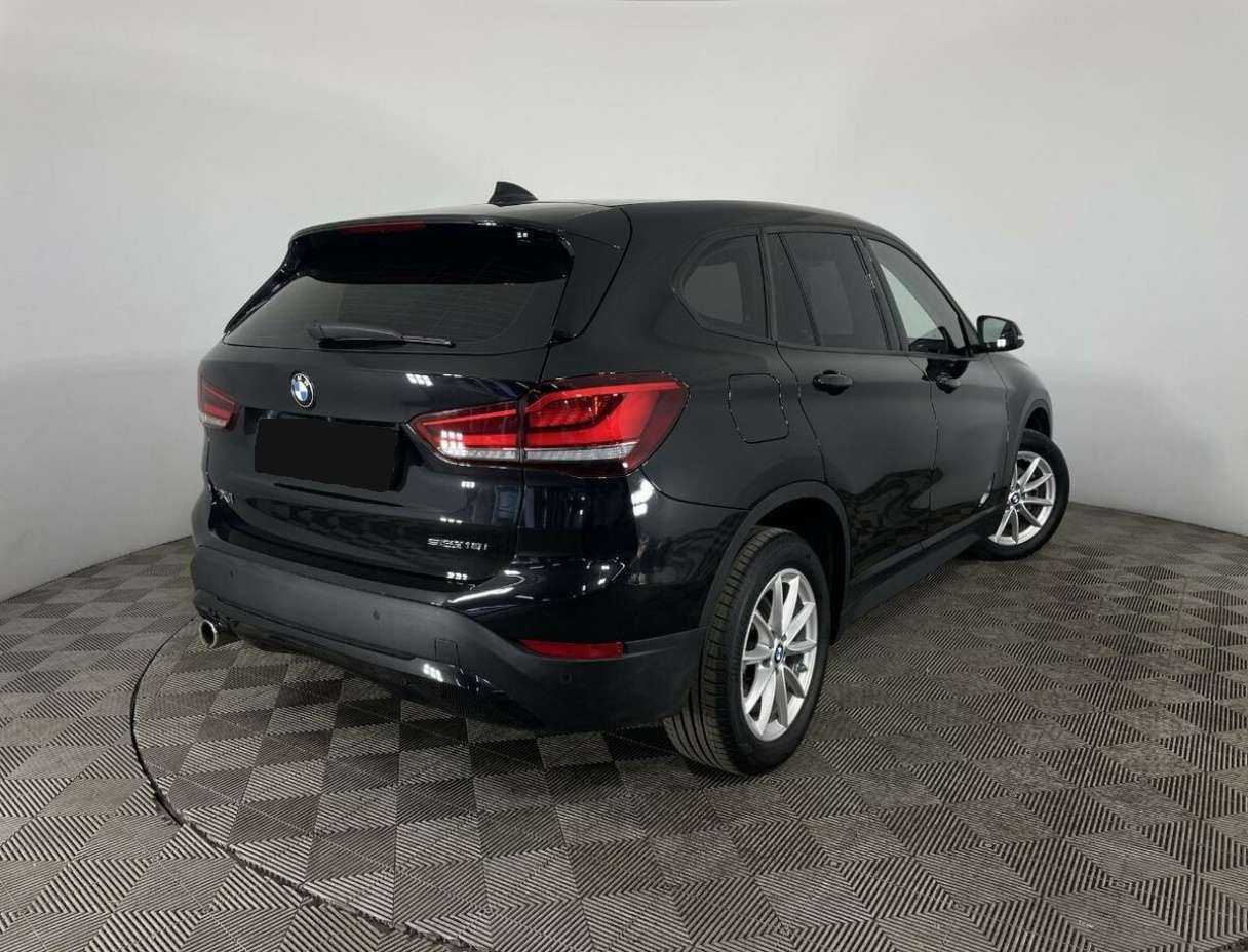 BMW X1 18i sDrive, 2021 Фото №5
