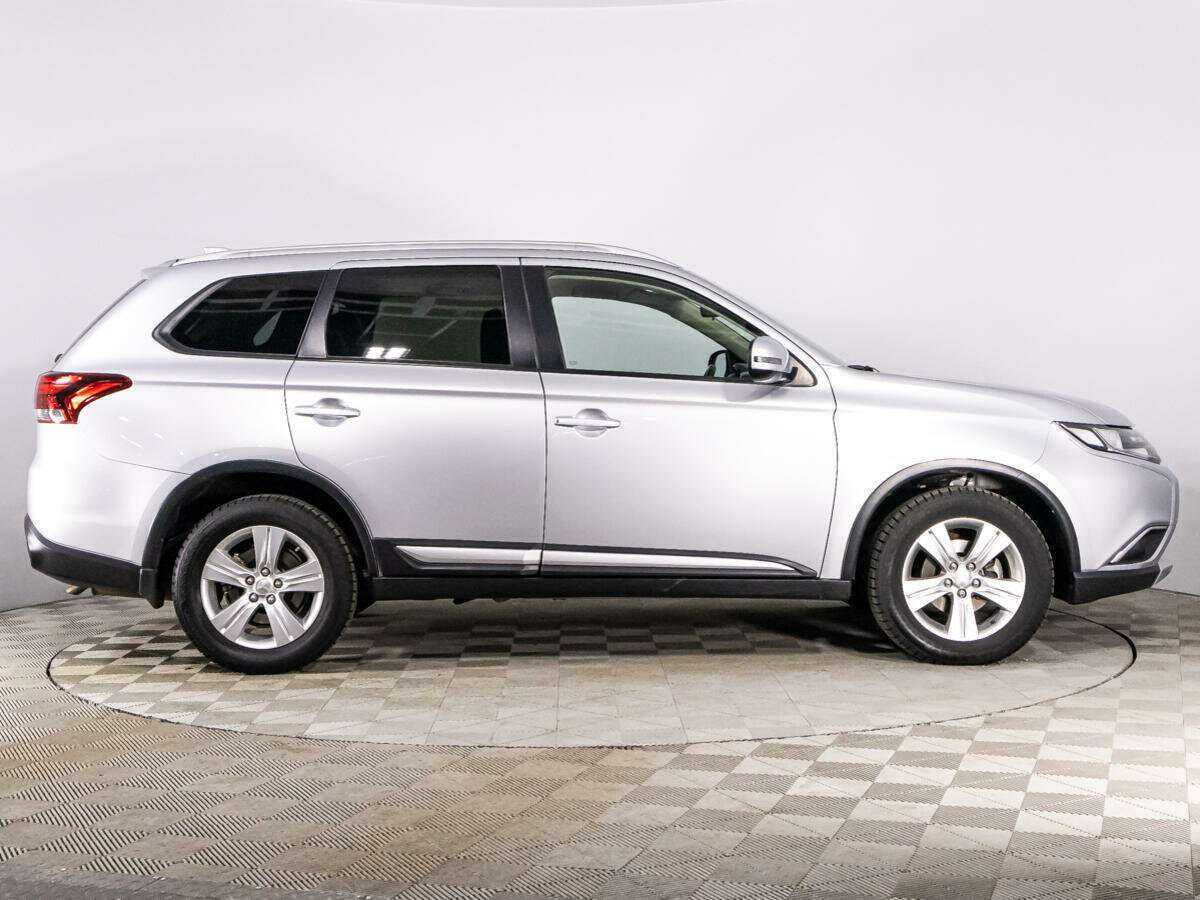 Mitsubishi Outlander, 2017 Фото №4