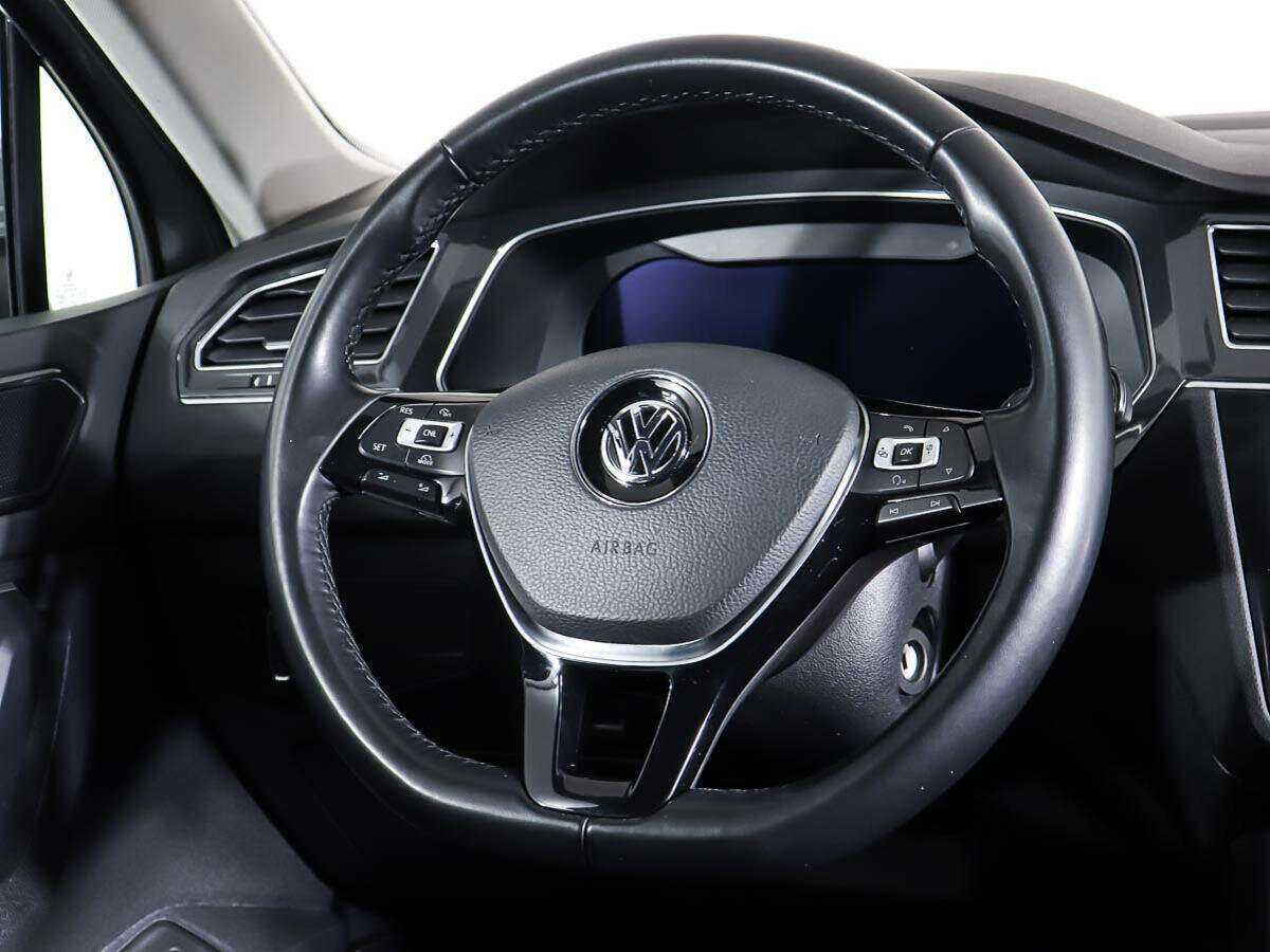Volkswagen Tiguan, 2017 Фото №15