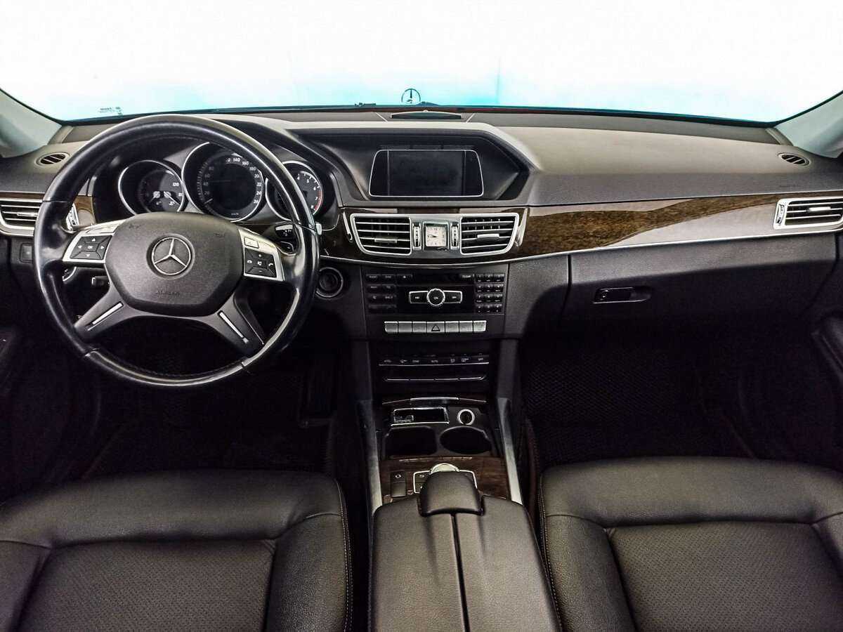 Mercedes-Benz E-Класс 200, 2013 Фото №12