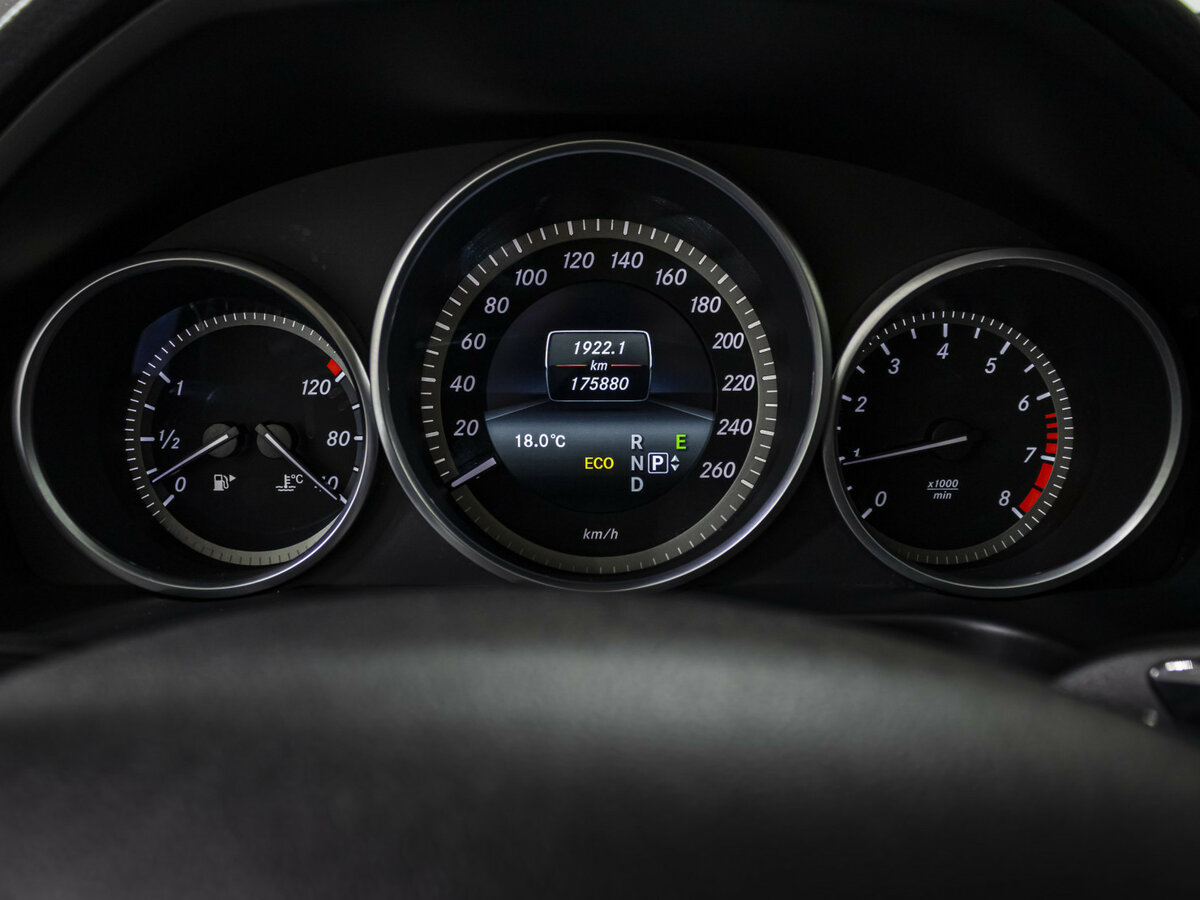 Mercedes-Benz E-Класс 200 IV (W212, S212, C207) Рестайлинг, 2014 Фото №11