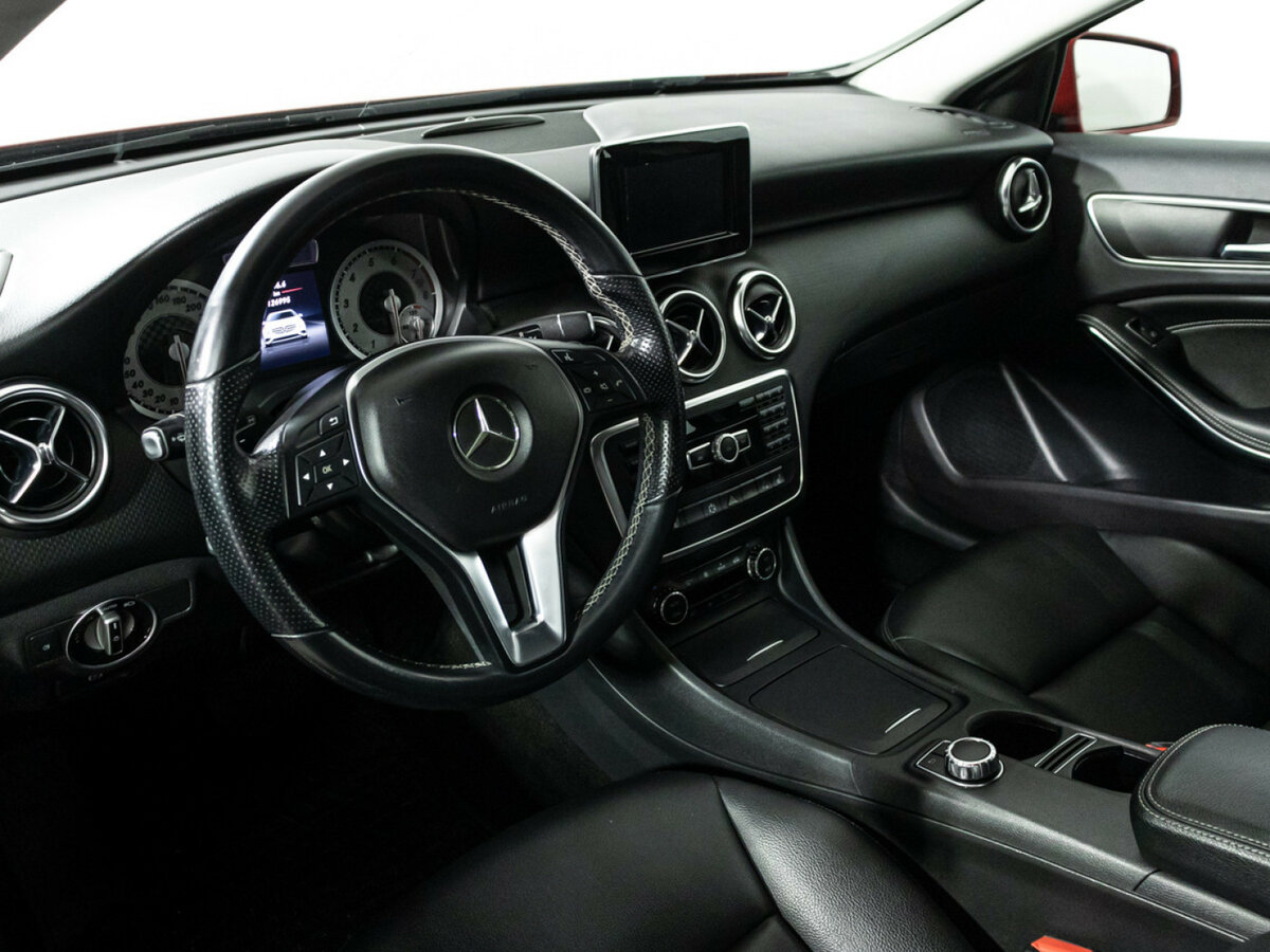 Mercedes-Benz A-Класс 180 III (W176), 2013 Фото №11
