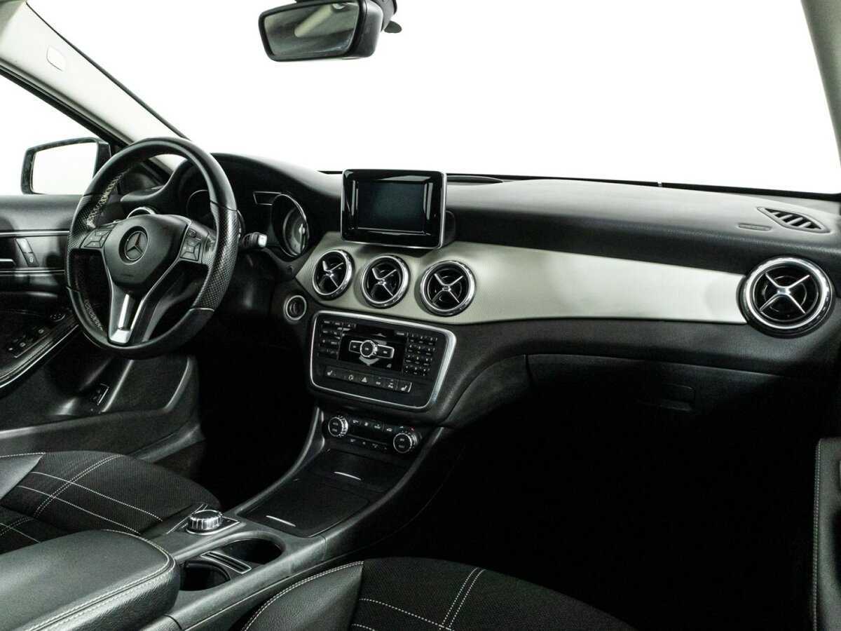 Mercedes-Benz GLA 200, 2014 Фото №9