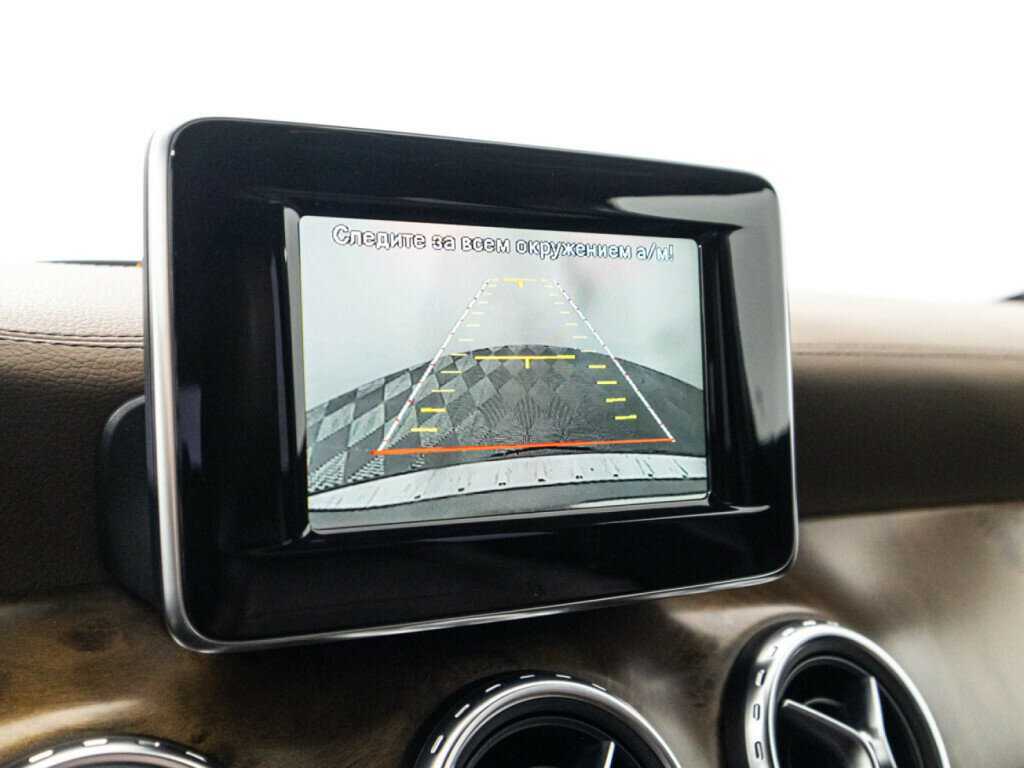 Mercedes-Benz GLA 250, 2014 Фото №17