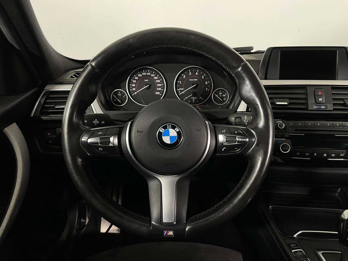BMW 3 серии 320i xDrive, 2016 Фото №14