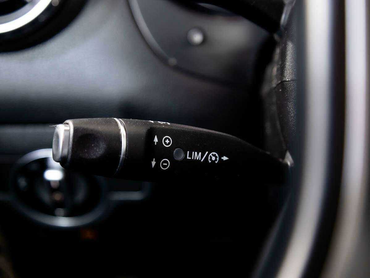 Mercedes-Benz GLA 250, 2014 Фото №17