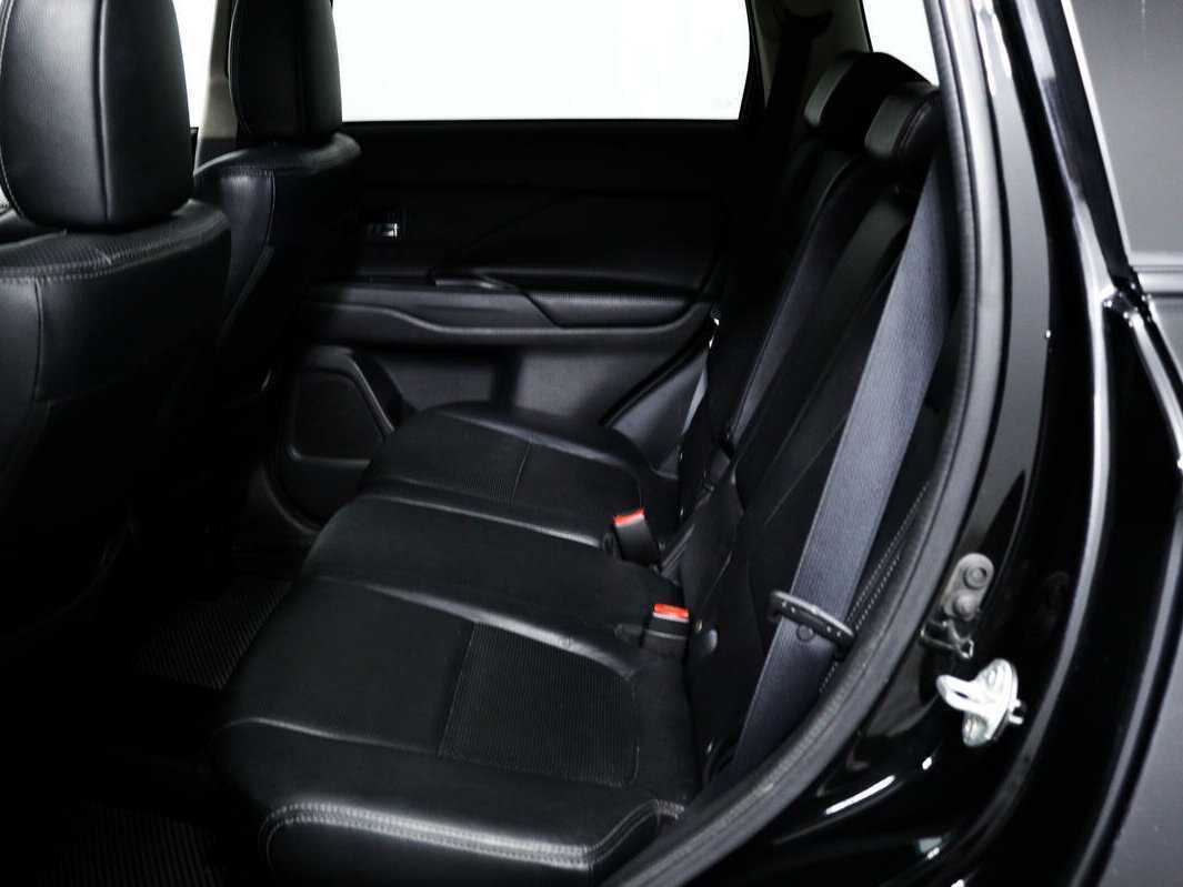 Mitsubishi Outlander, 2013 Фото №12