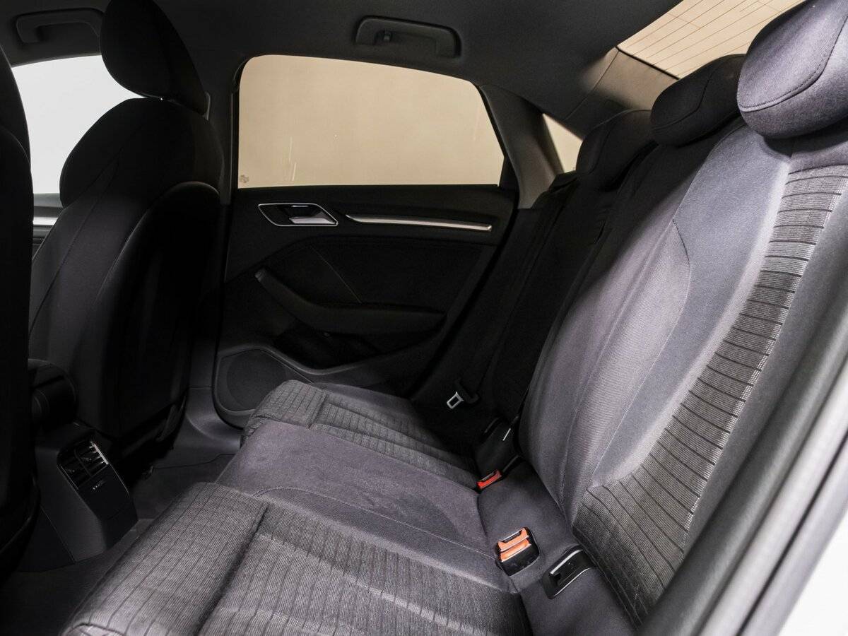 Audi A3 III (8V) Рестайлинг, 2018 Фото №8