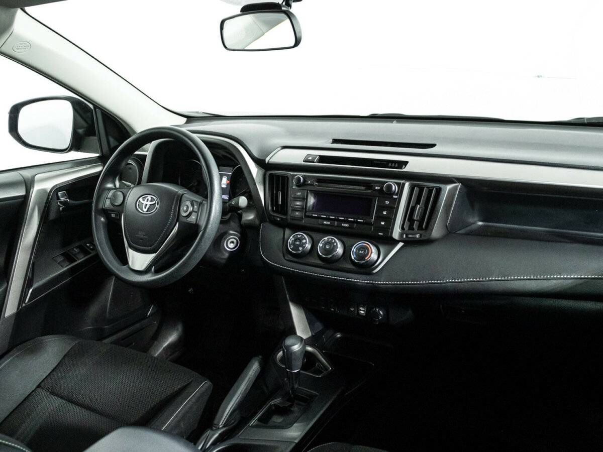 Toyota RAV4 IV (XA40) Рестайлинг, 2017 Фото №9