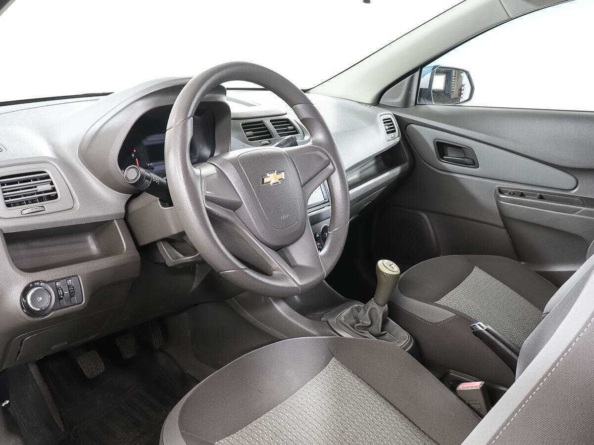 Chevrolet Cobalt, 2013 Фото №12