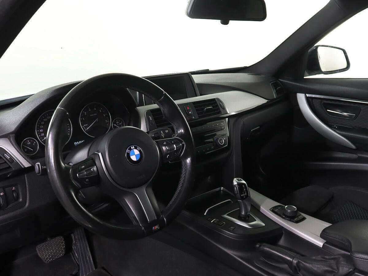 BMW 3 серии 320i xDrive, 2016 Фото №12