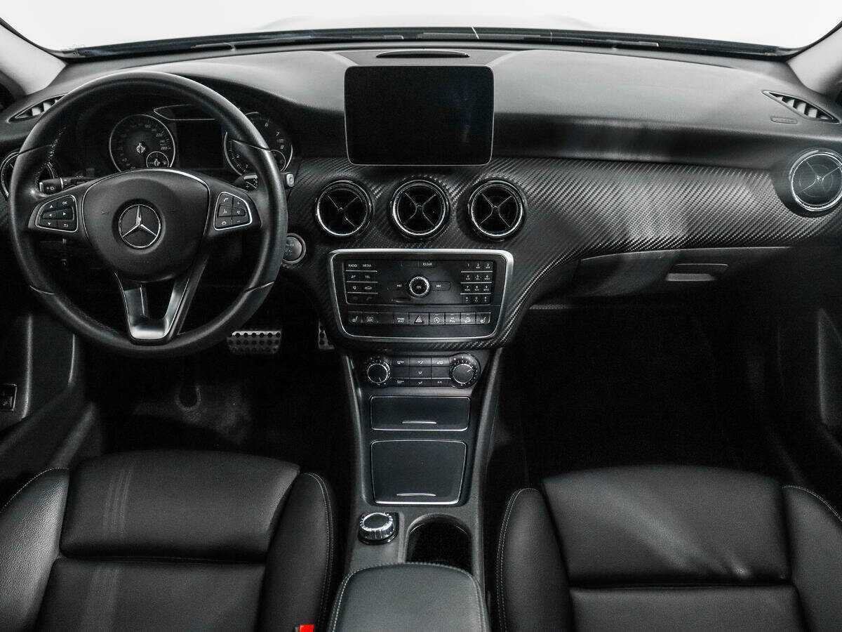 Mercedes-Benz GLA 250, 2017 Фото №13