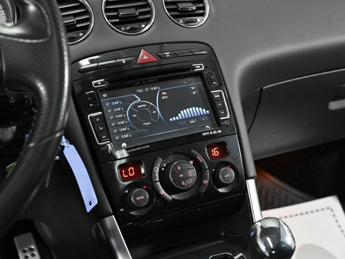 Peugeot 308, 2012 Фото №10