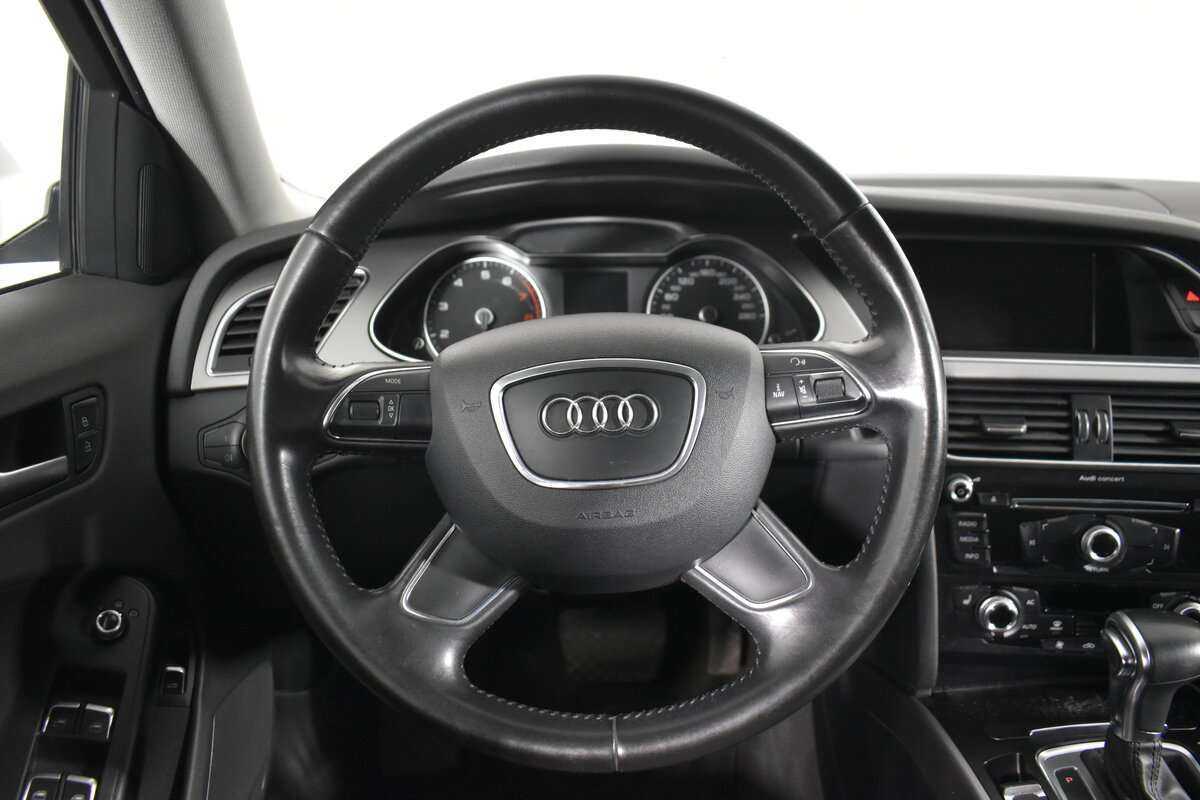 Audi A4, 2012 Фото №12