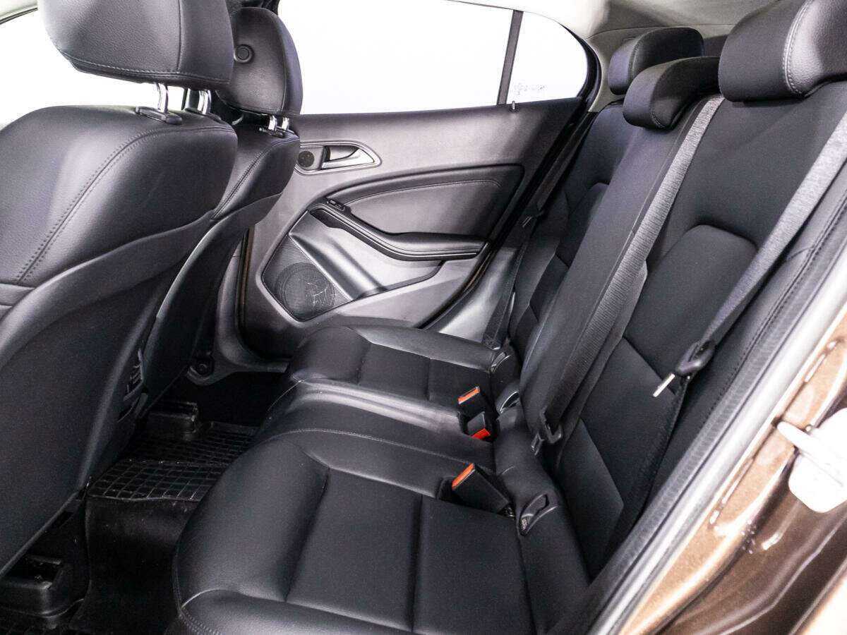 Mercedes-Benz GLA 250, 2014 Фото №10
