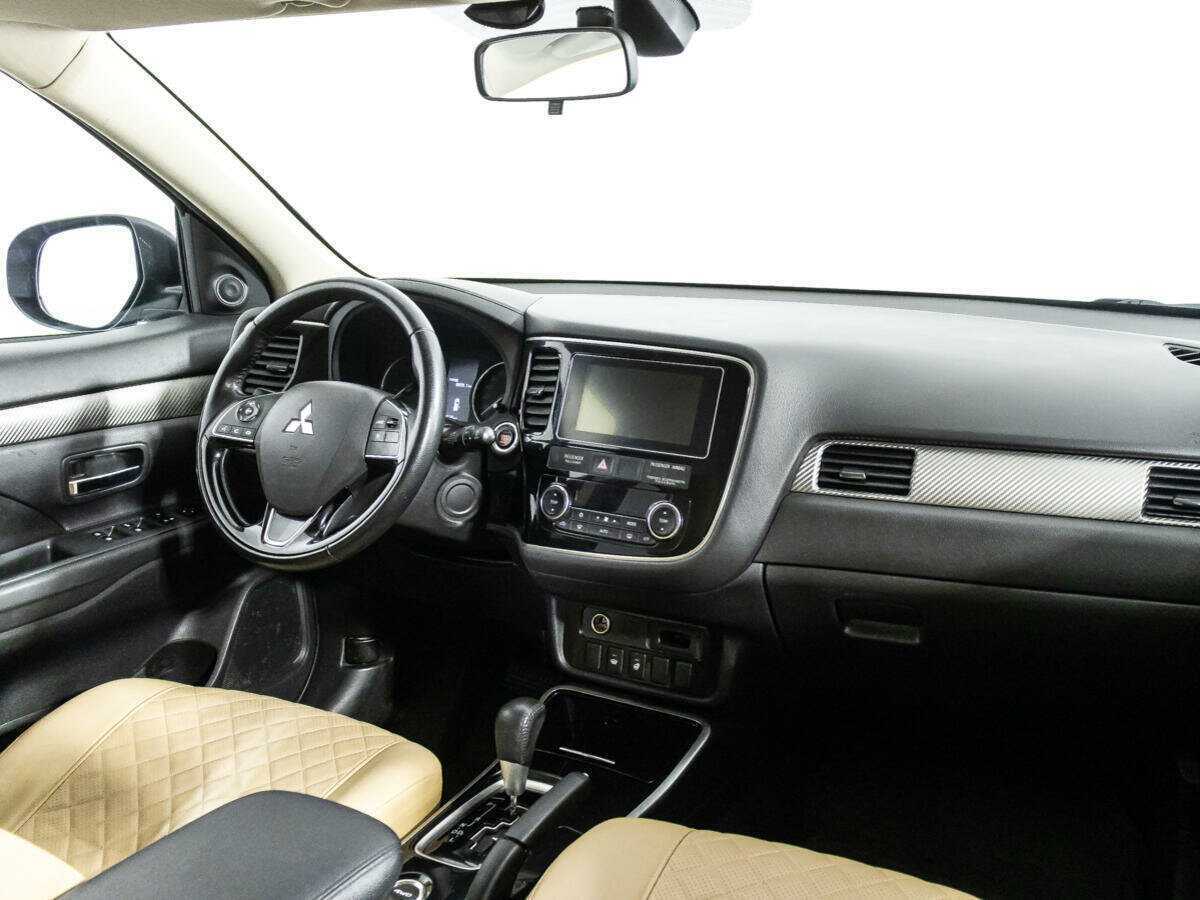 Mitsubishi Outlander, 2018 Фото №9