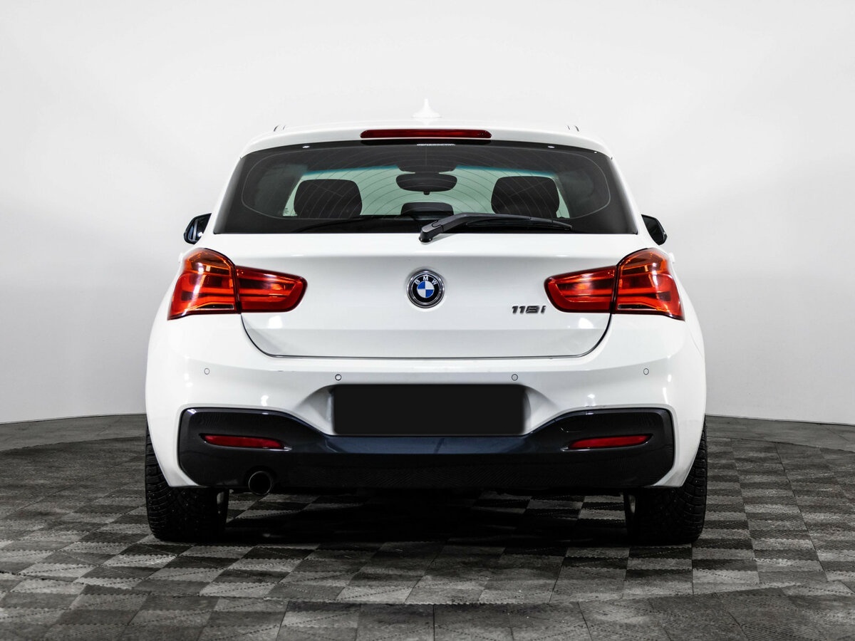 BMW 1 серии 116i II (F20/F21), 2012 Фото №6