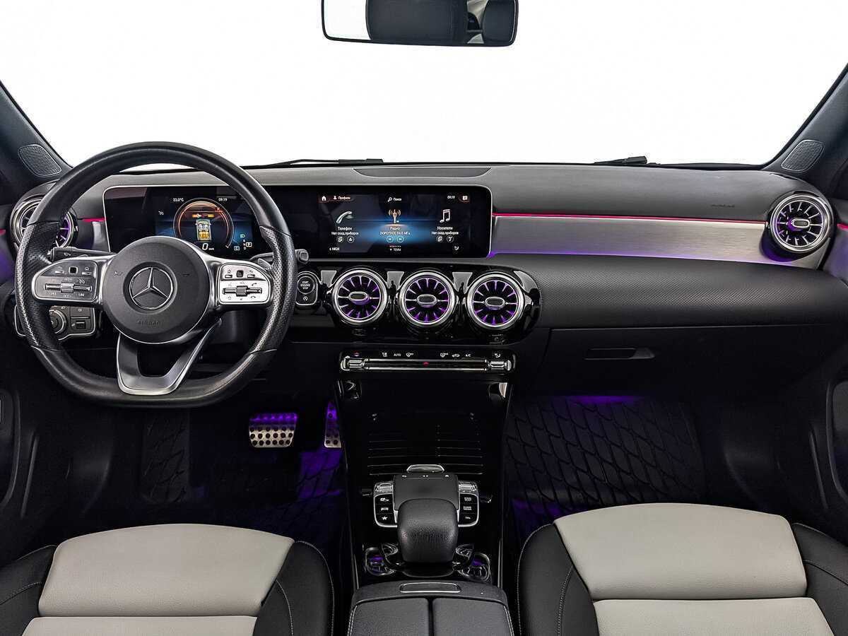 Mercedes-Benz A-Класс 200, 2019 Фото №14