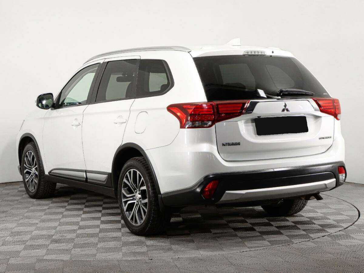 Mitsubishi Outlander, 2017 Фото №6