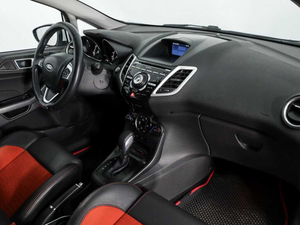 Ford Fiesta, 2016 Фото №12