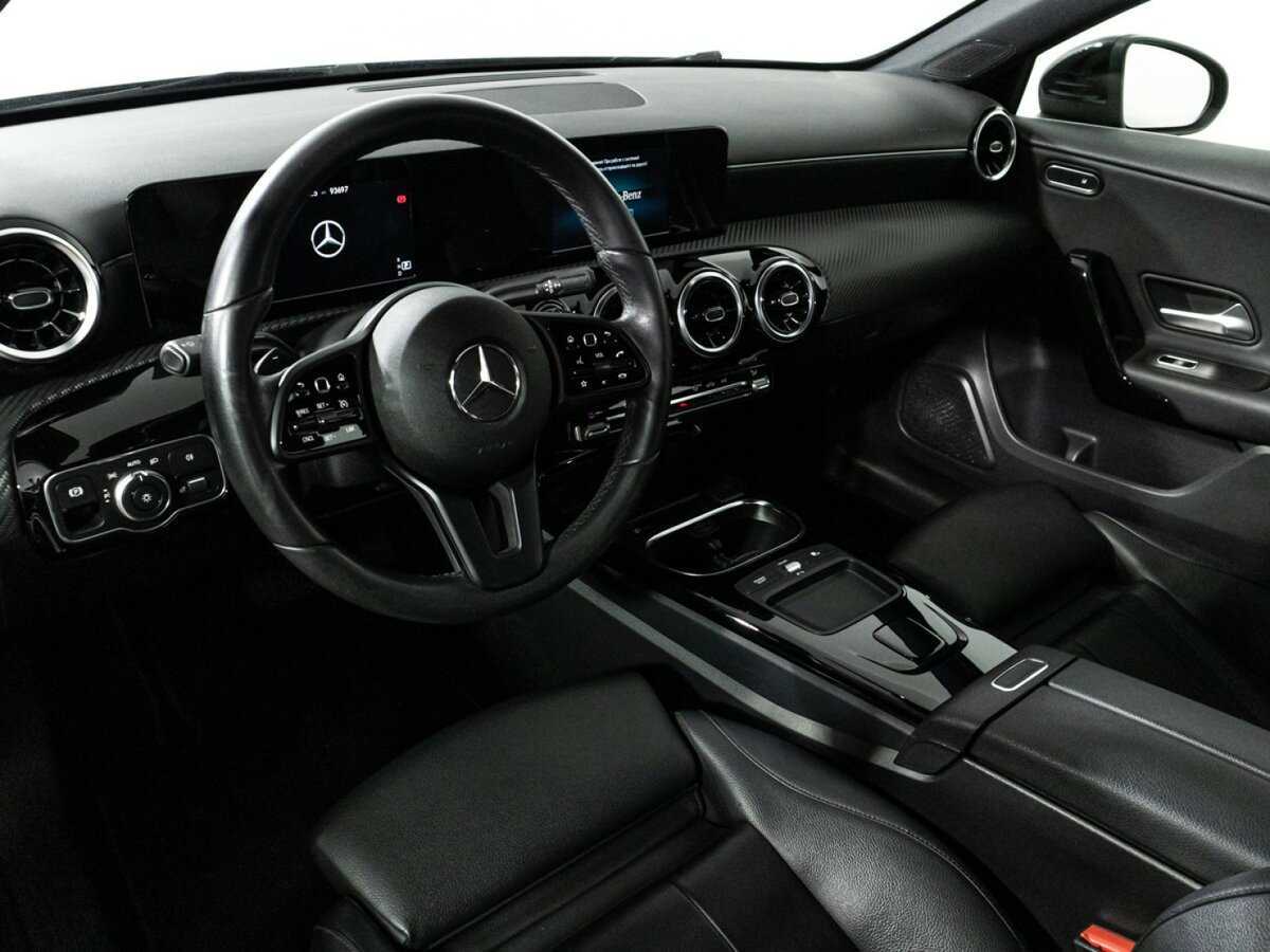 Mercedes-Benz A-Класс 200, 2019 Фото №11