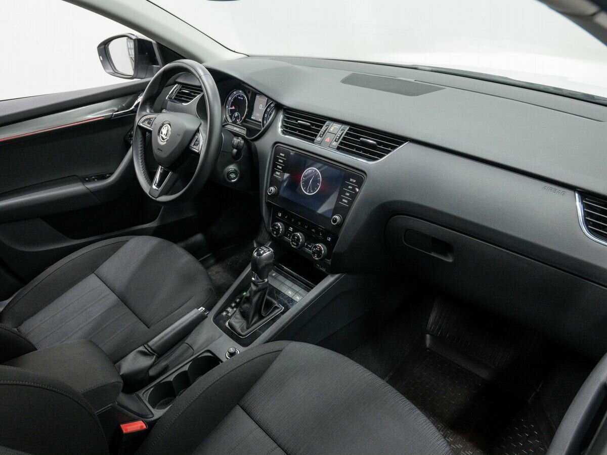 Skoda Octavia, 2018 Фото №7