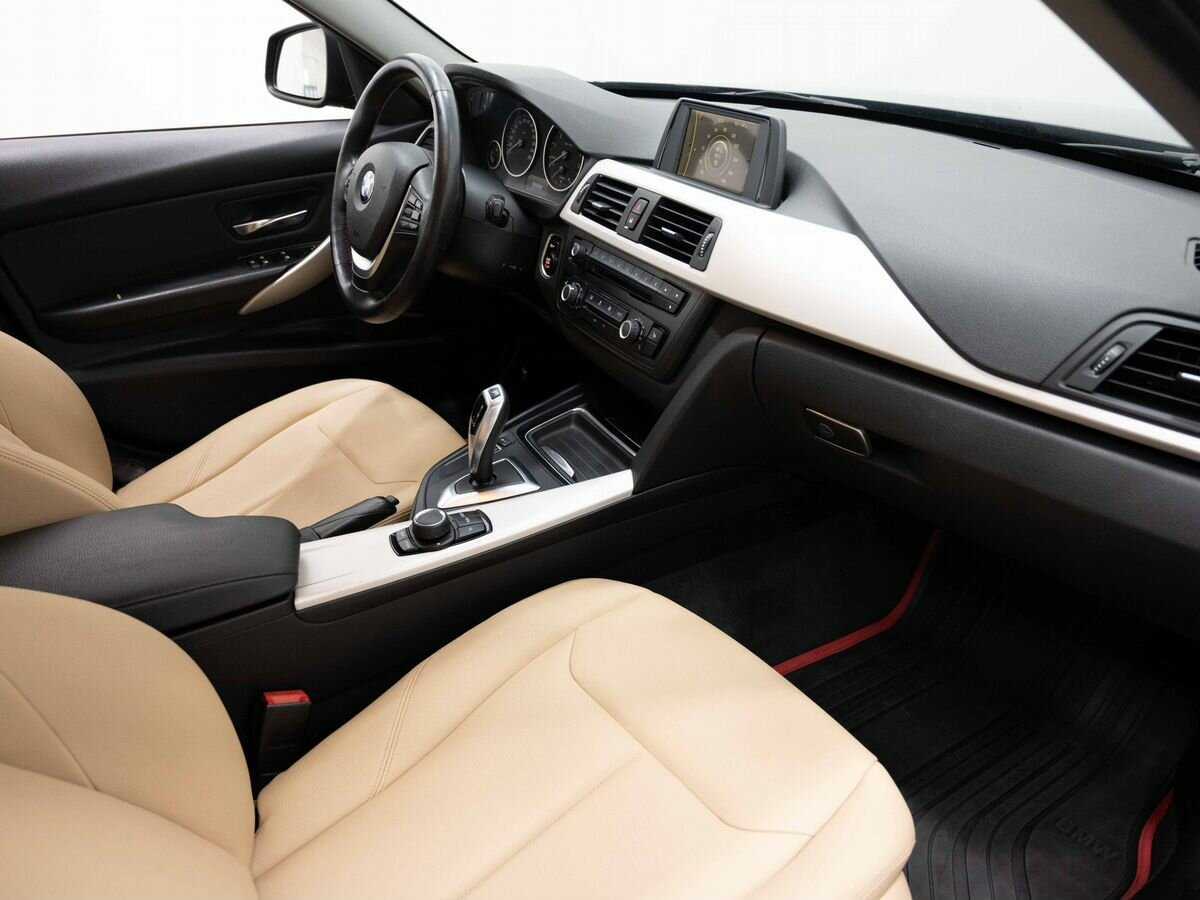 BMW 3 серии 316i, 2014 Фото №11
