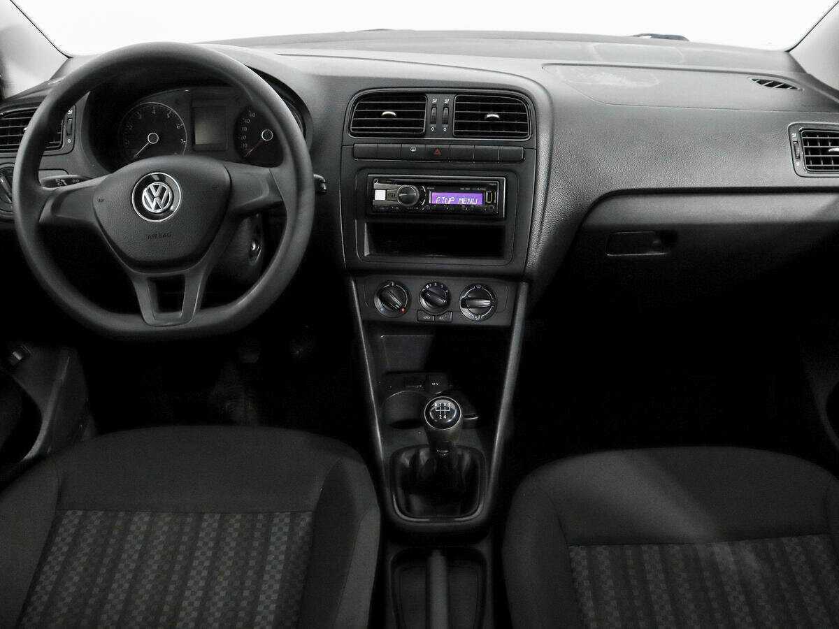 Volkswagen Polo, 2018 Фото №10