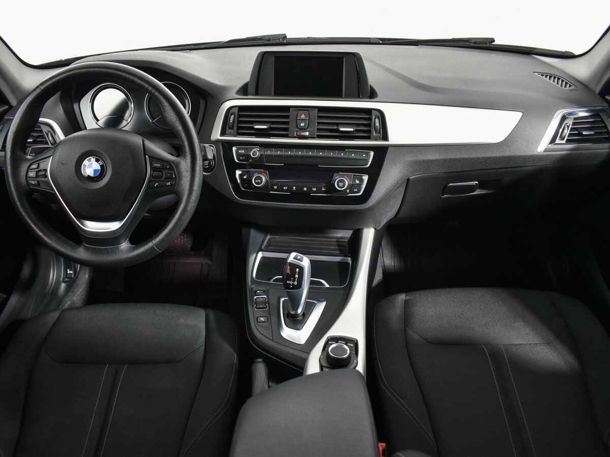BMW 1 серии 118i II (F20/F21) Рестайлинг 2, 2017 Фото №13