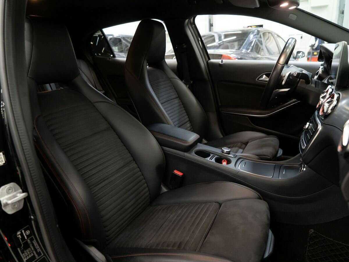 Mercedes-Benz GLA 250, 2017 Фото №11