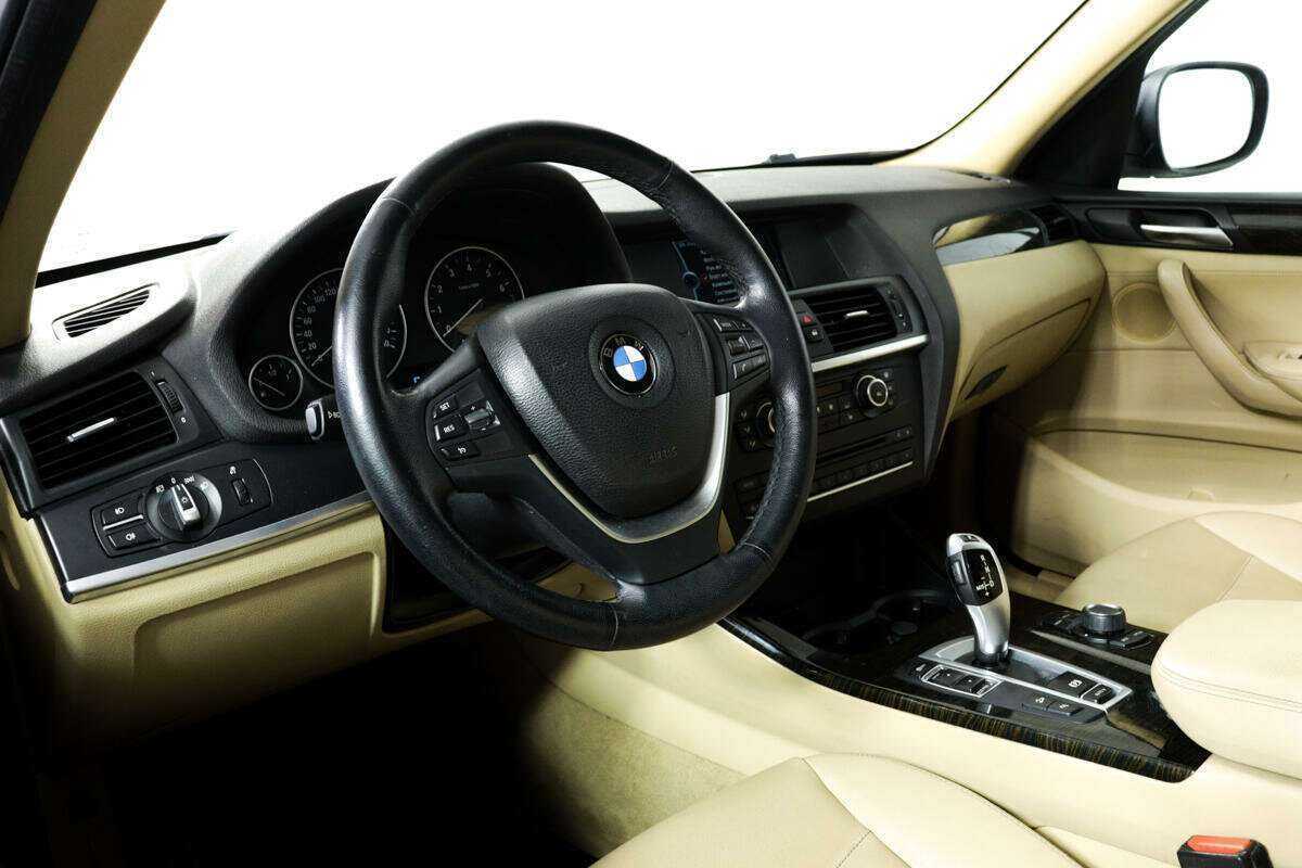 BMW X3 28i xDrive, 2014 Фото №13