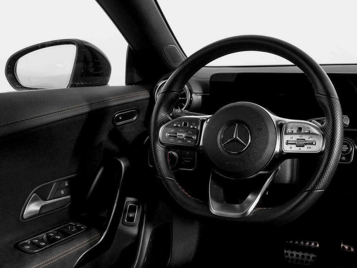 Mercedes-Benz CLA 200, 2020 Фото №15