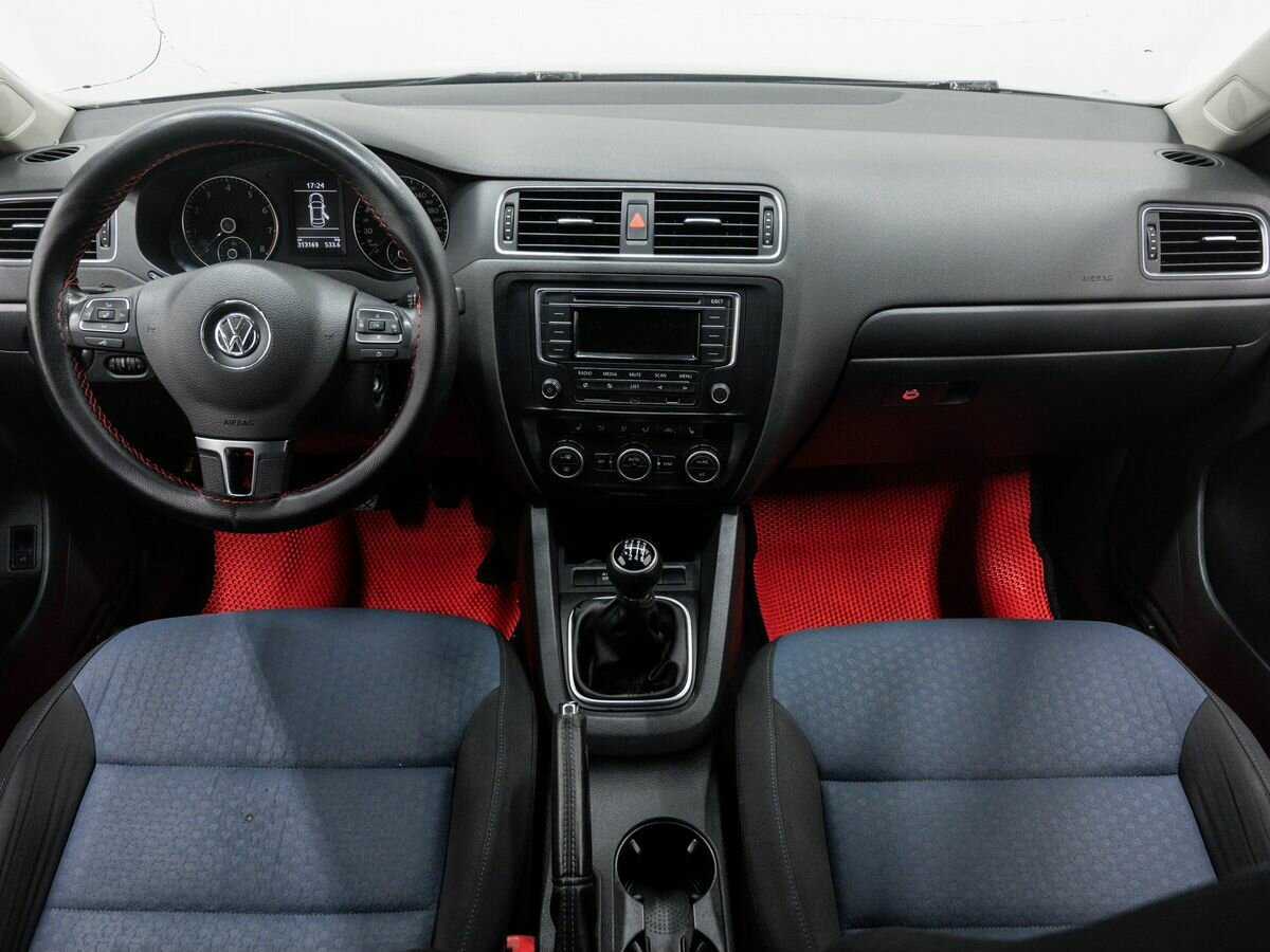 Volkswagen Jetta, 2013 Фото №10