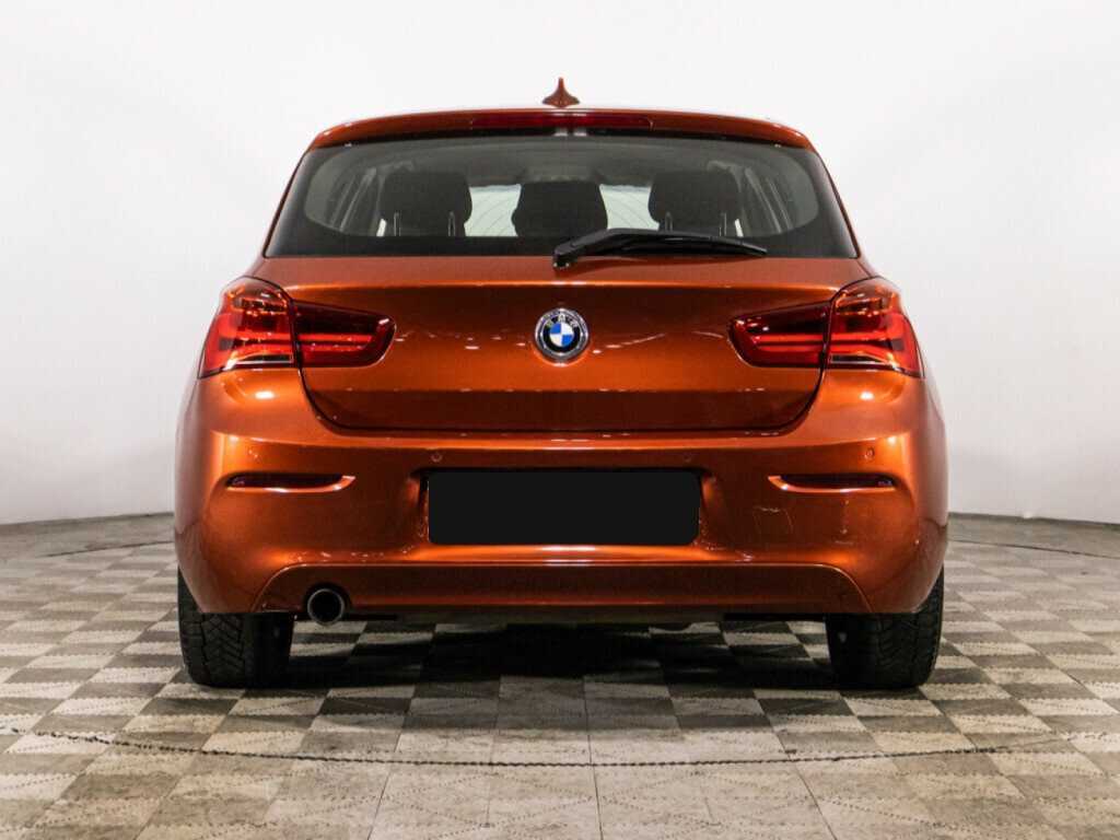 BMW 1 серии 118i, 2017 Фото №6
