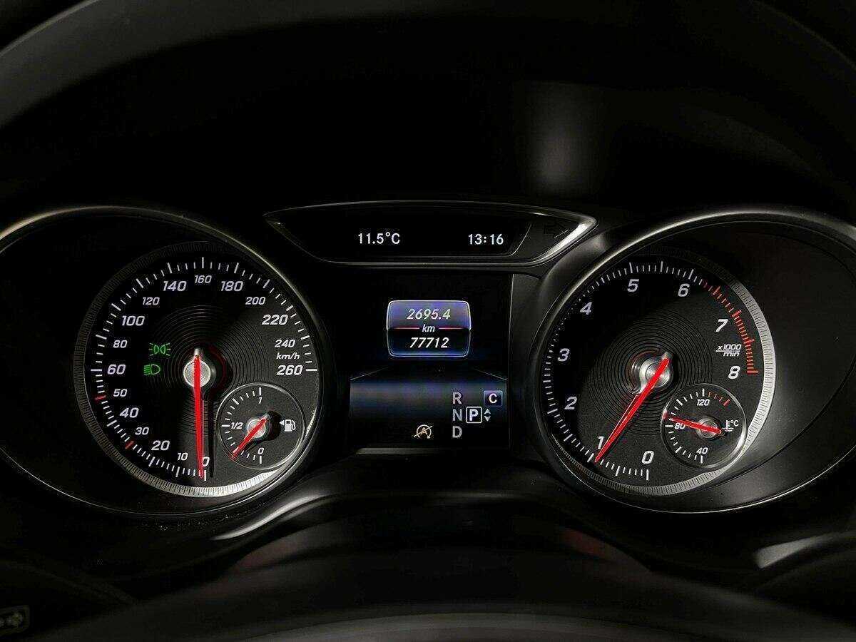 Mercedes-Benz GLA 250, 2017 Фото №10