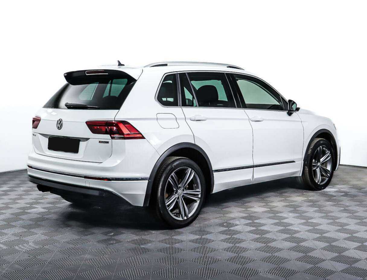 Volkswagen Tiguan, 2018 Фото №5