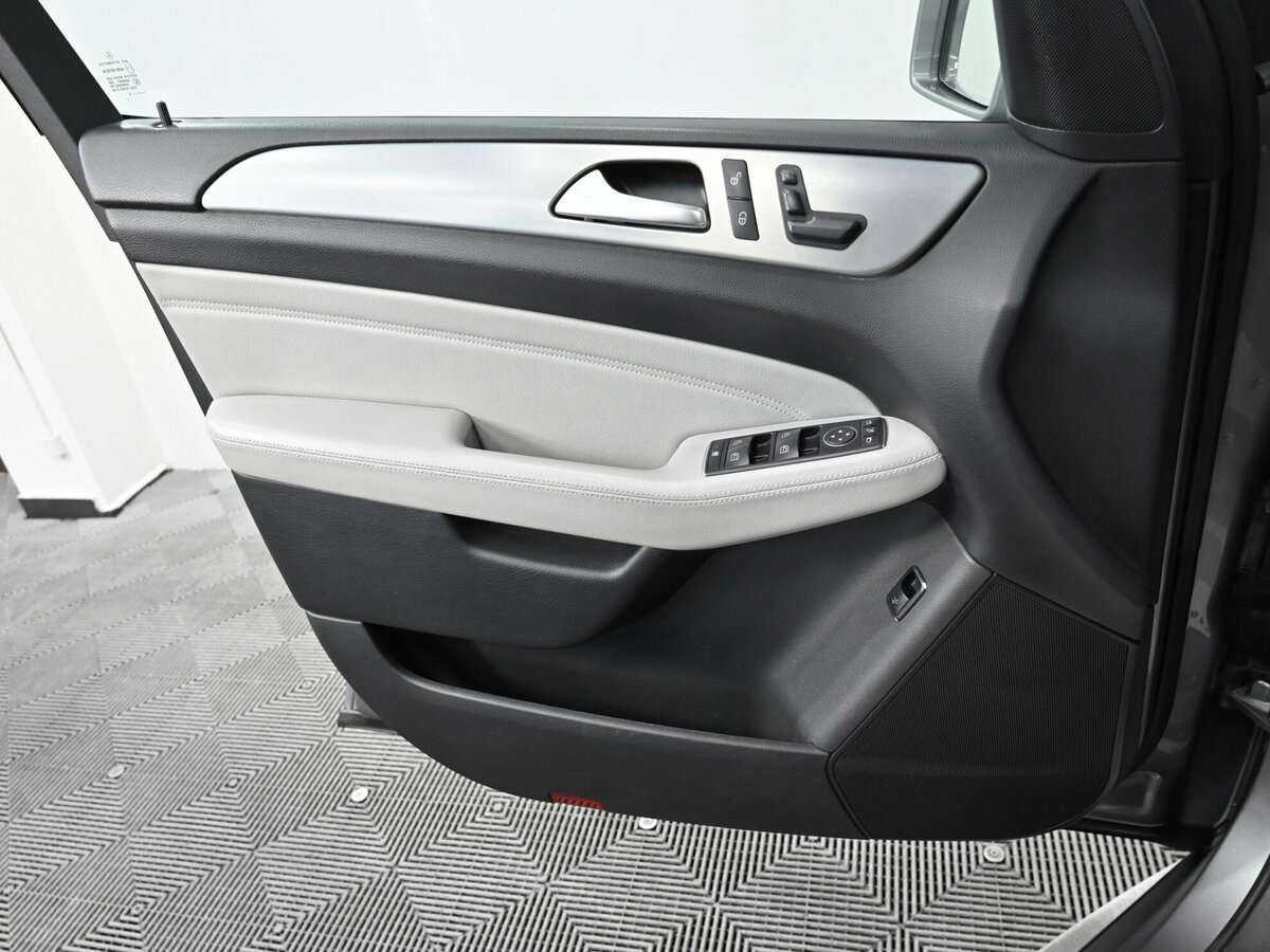 Mercedes-Benz M-Класс 350 CDI, 2012 Фото №10