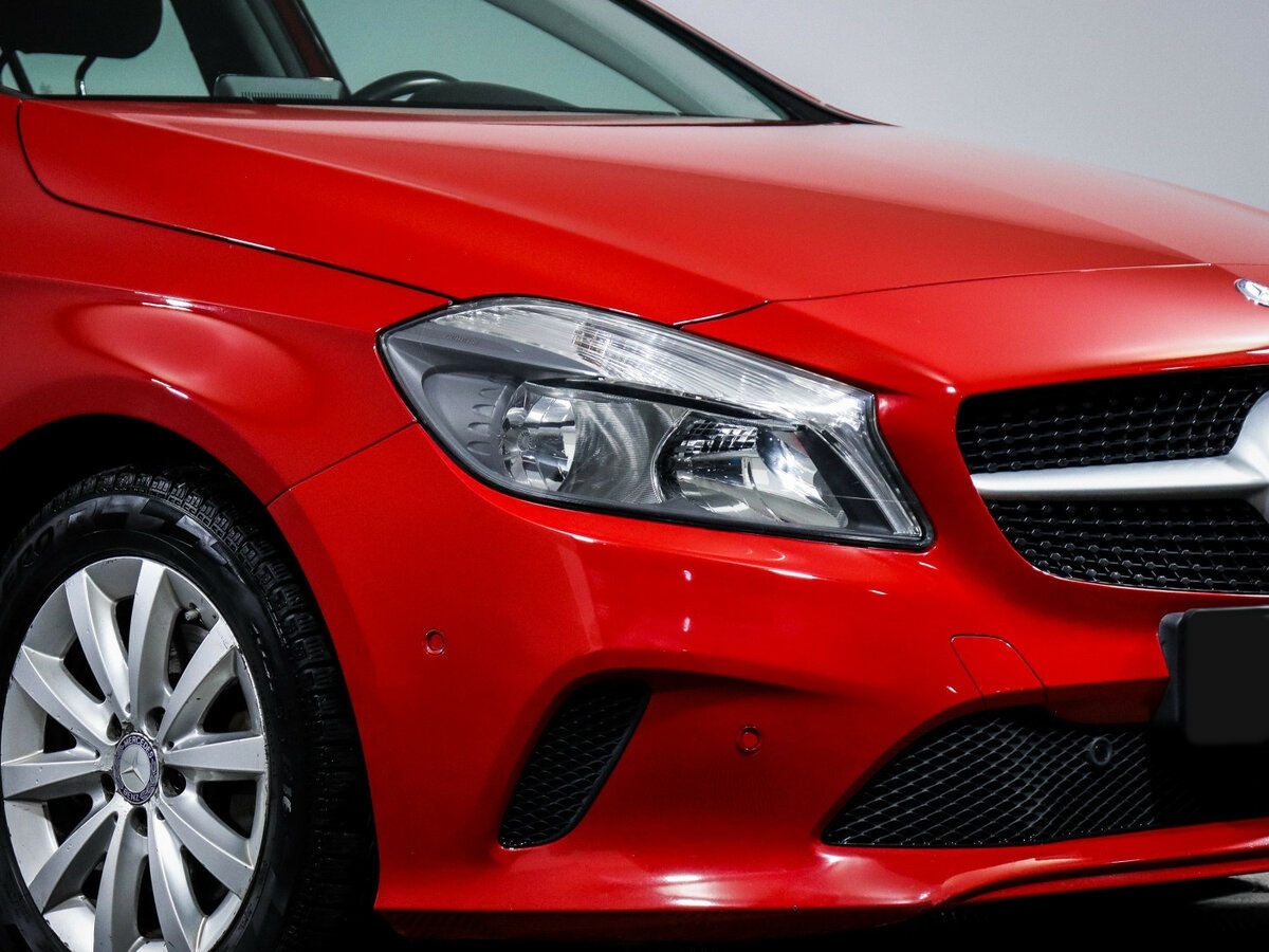 Mercedes-Benz A-Класс 180 III (W176) Рестайлинг, 2015 Фото №14