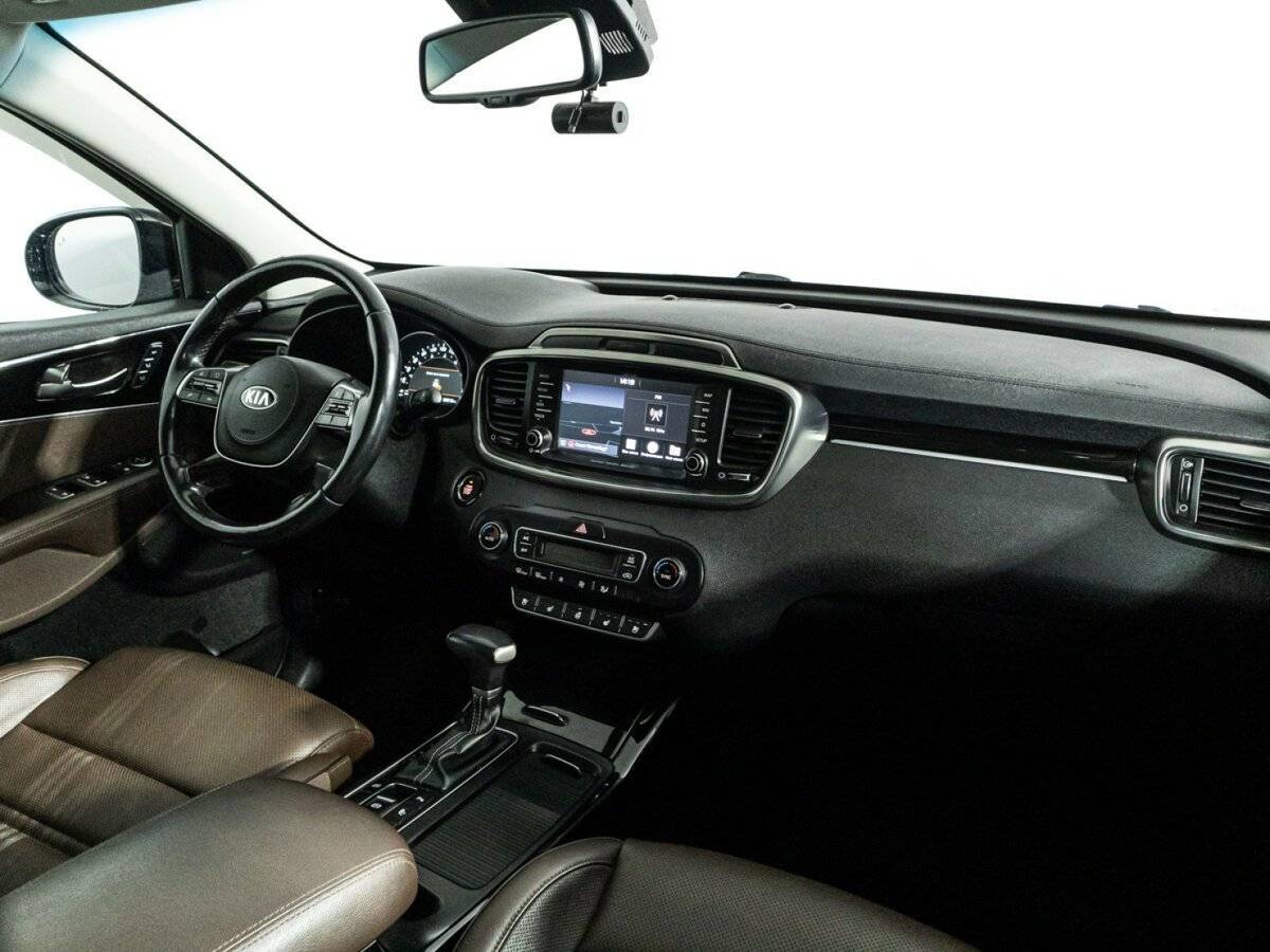 Kia Sorento, 2019 Фото №9