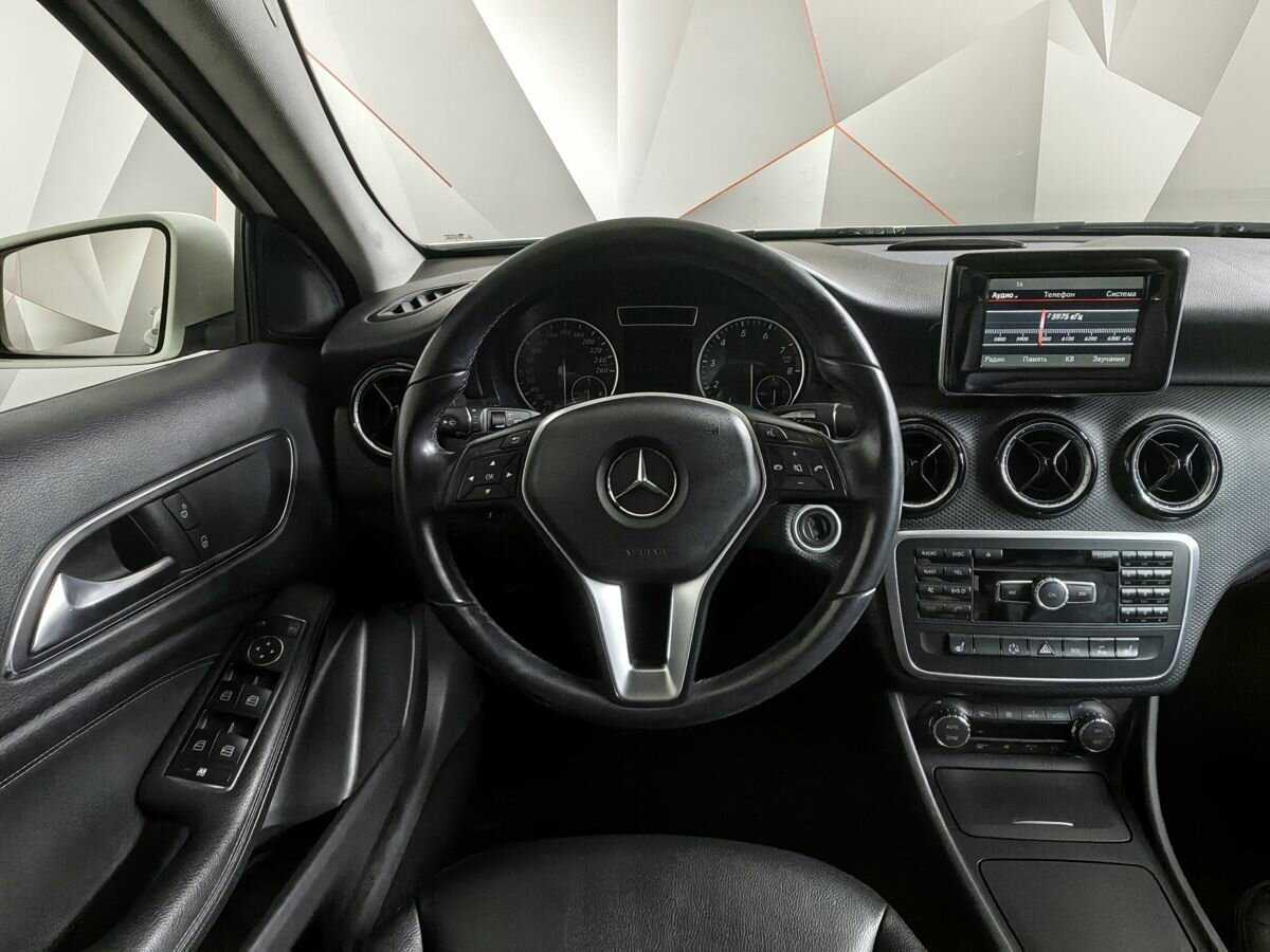 Mercedes-Benz A-Класс 200, 2013 Фото №15