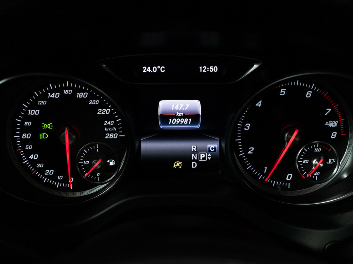 Mercedes-Benz GLA 250 I (X156) Рестайлинг, 2017 Фото №12