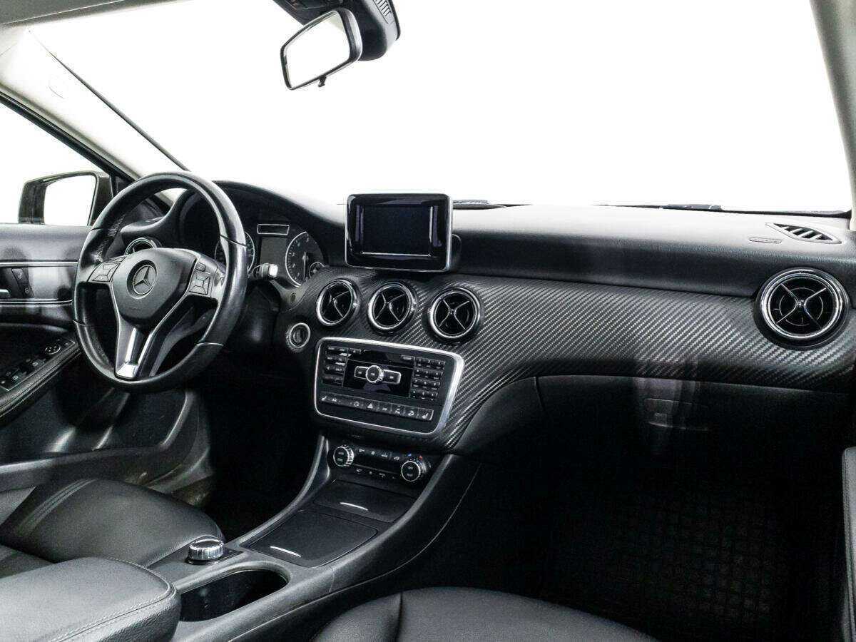 Mercedes-Benz GLA 250, 2014 Фото №9