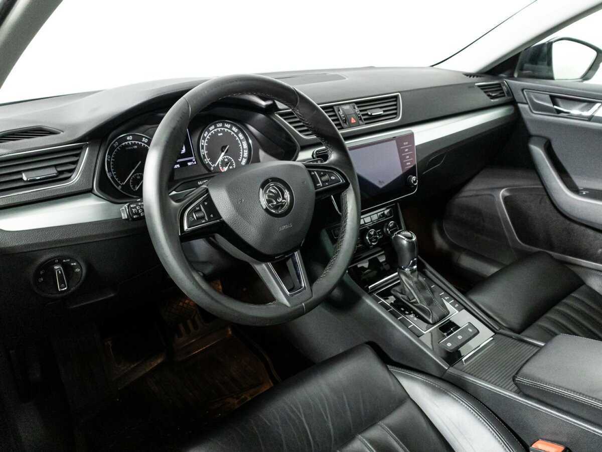 Skoda Superb, 2019 Фото №11