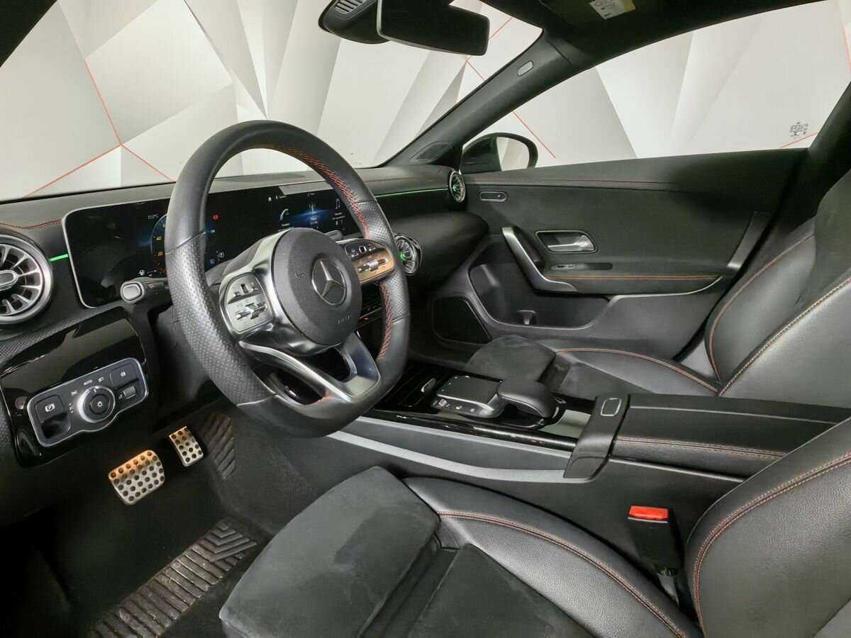 Mercedes-Benz CLA 200, 2020 Фото №14