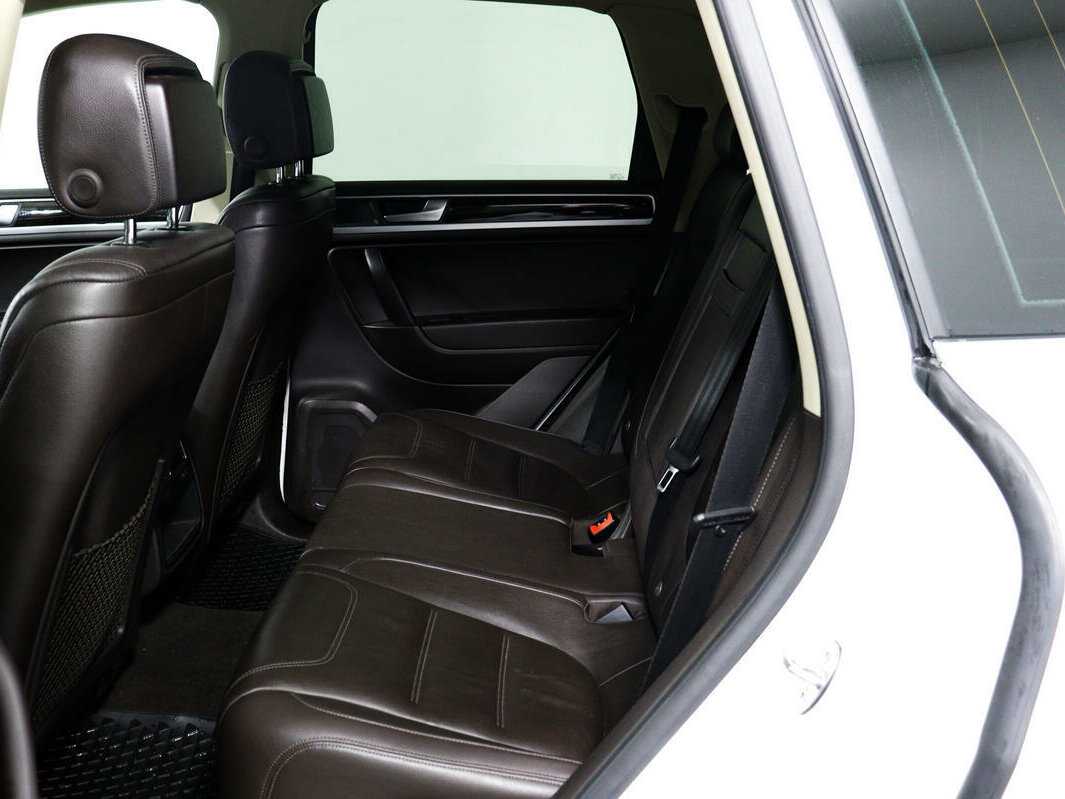 Volkswagen Touareg, 2012 Фото №12