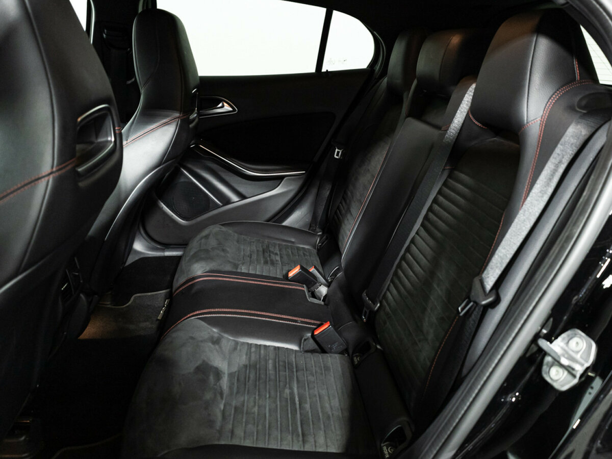 Mercedes-Benz GLA 200 I (X156) Рестайлинг, 2019 Фото №10