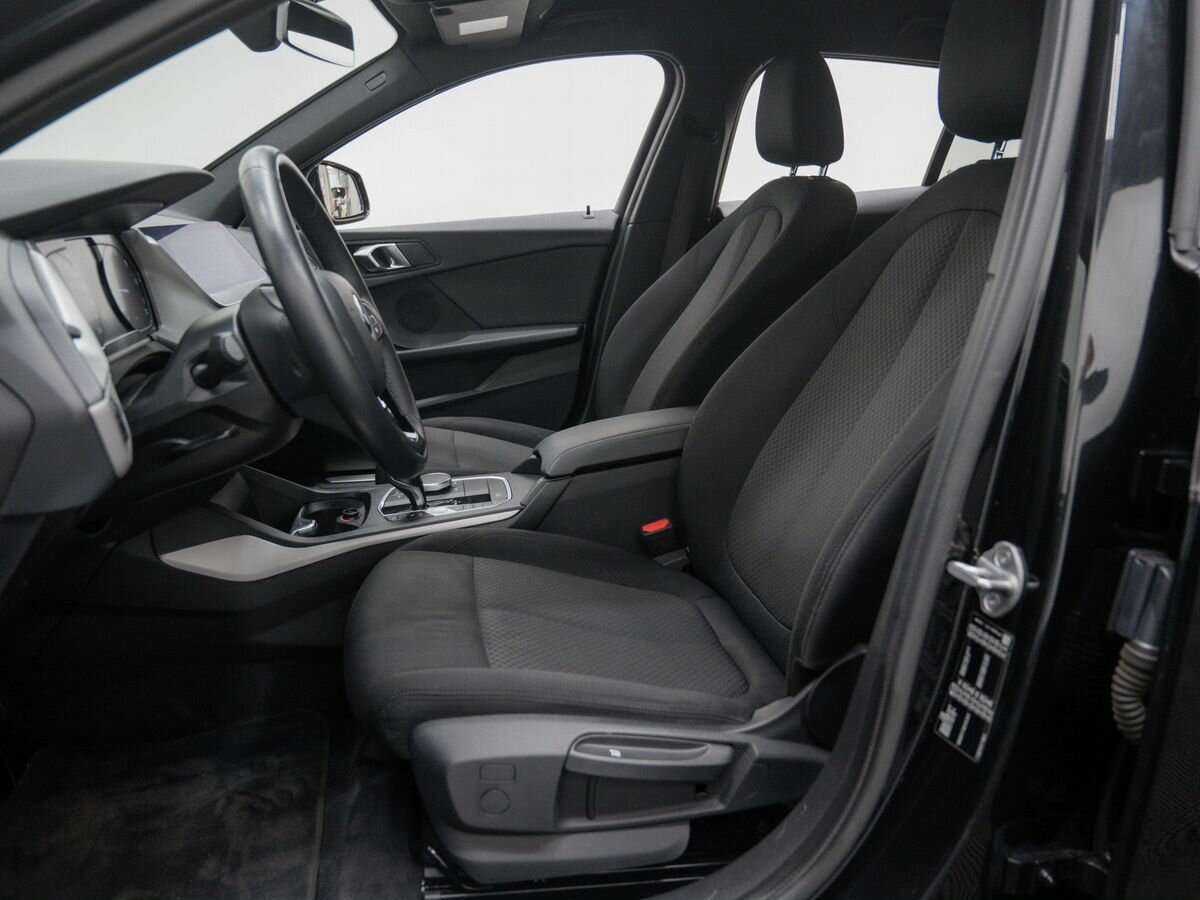 BMW 1 серии 118i, 2019 Фото №14