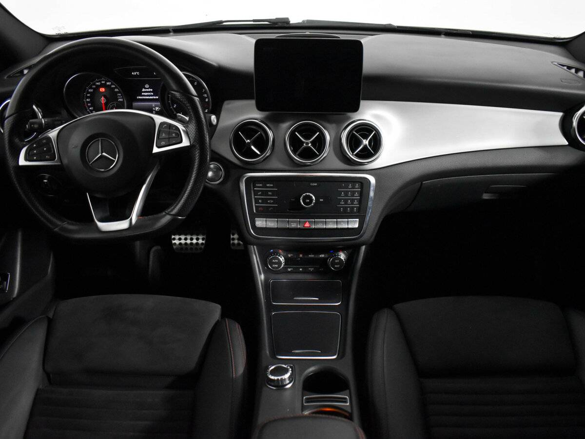 Mercedes-Benz GLA 250 I (X156) Рестайлинг, 2017 Фото №13
